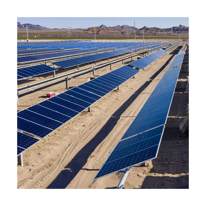 太陽光発電の出力を高めるために太陽の軌道に追従する太陽光発電ブラケット