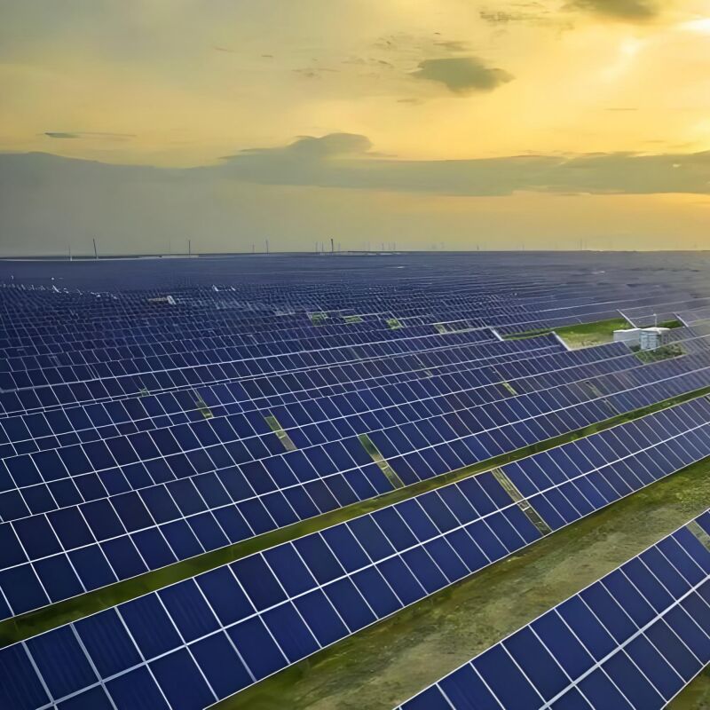 調整可能な傾きのある地面太陽座標ブレーキット: 年間出力を最大化するために季節的な太陽角度に最適化