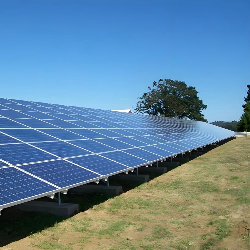 耐腐食性陽極酸化アルミニウムコンポーネントを使用した地上設置型ソーラーマウントブラケット。組み立てが容易で、長期間の屋外使用に適しています。