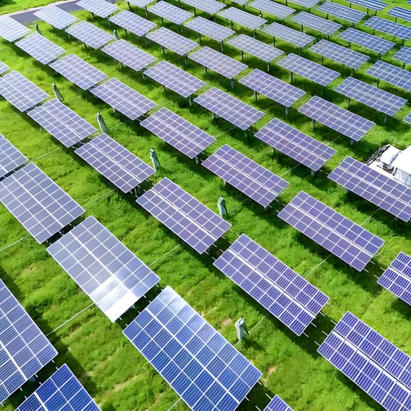 全地形耐久性のある地面太陽光装置: ライフサイクル安定のために複雑なサイトを征服する